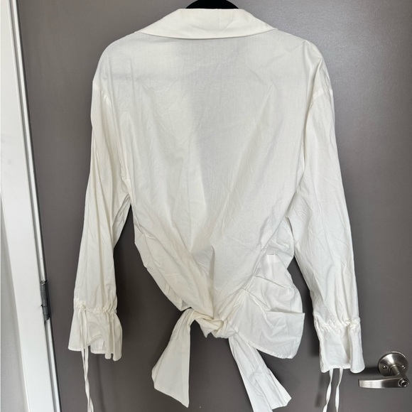 NWOT White Wrap Blouse V Neck Long Sleeve - Picture 6 of 7